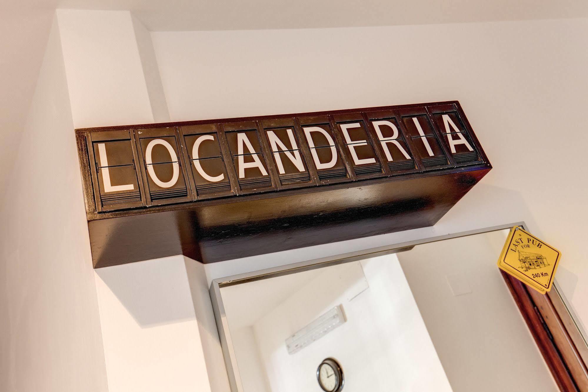 Alojamento de Acomodação e Pequeno-almoço Locanderia Roma