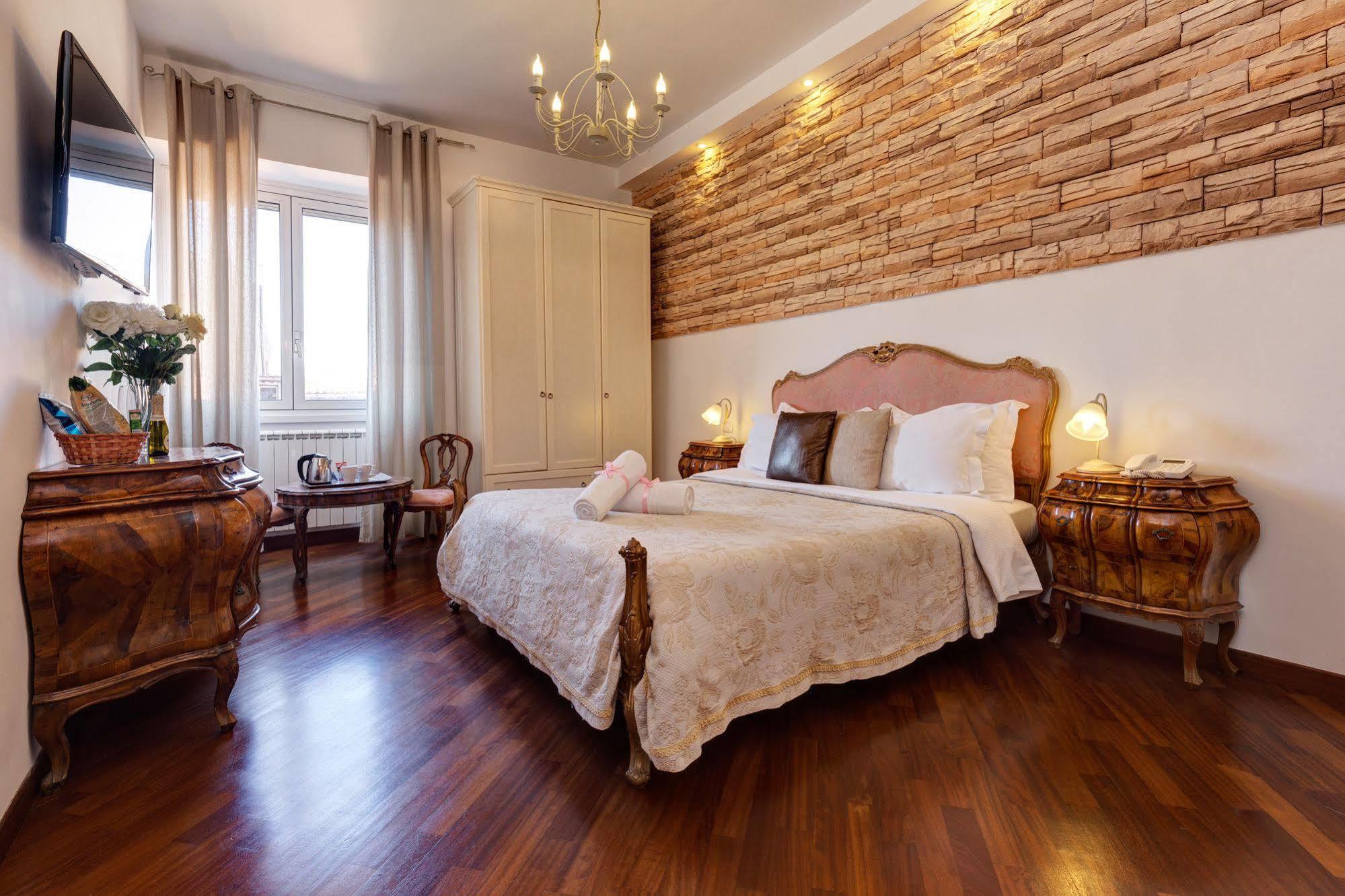 Bed and breakfast Little Rhome Roma