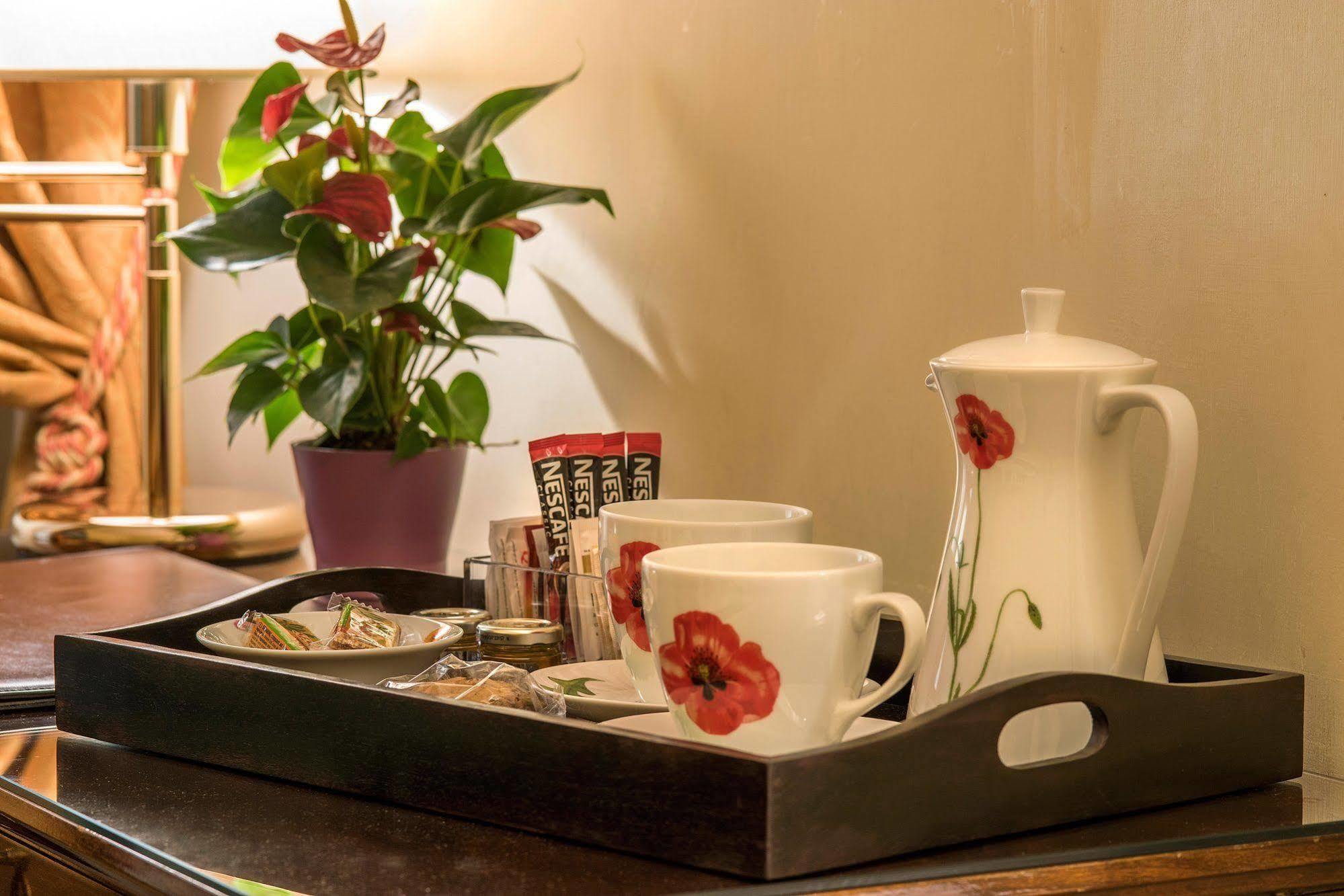 I Giardini Del Quirinale Bed & Breakfast 2*