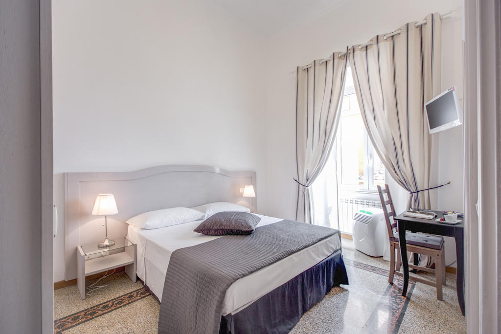 Biancorèroma Bed & Breakfast 2*