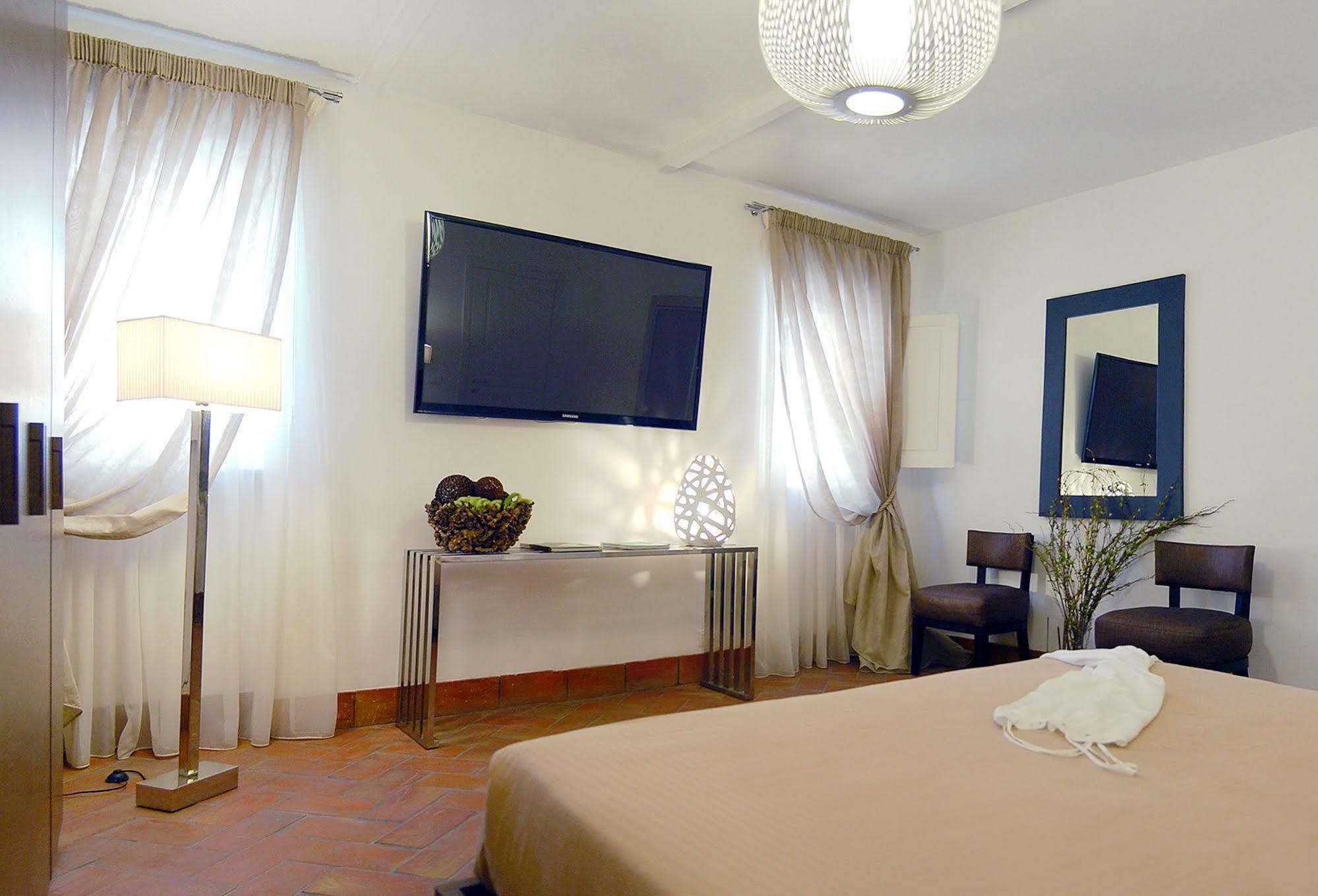 Apartahotel Navona Luxury 2*
