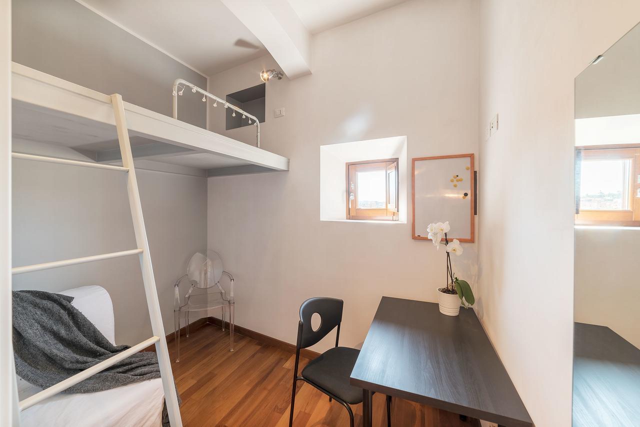 Colosseum Roomy Apartment Rom