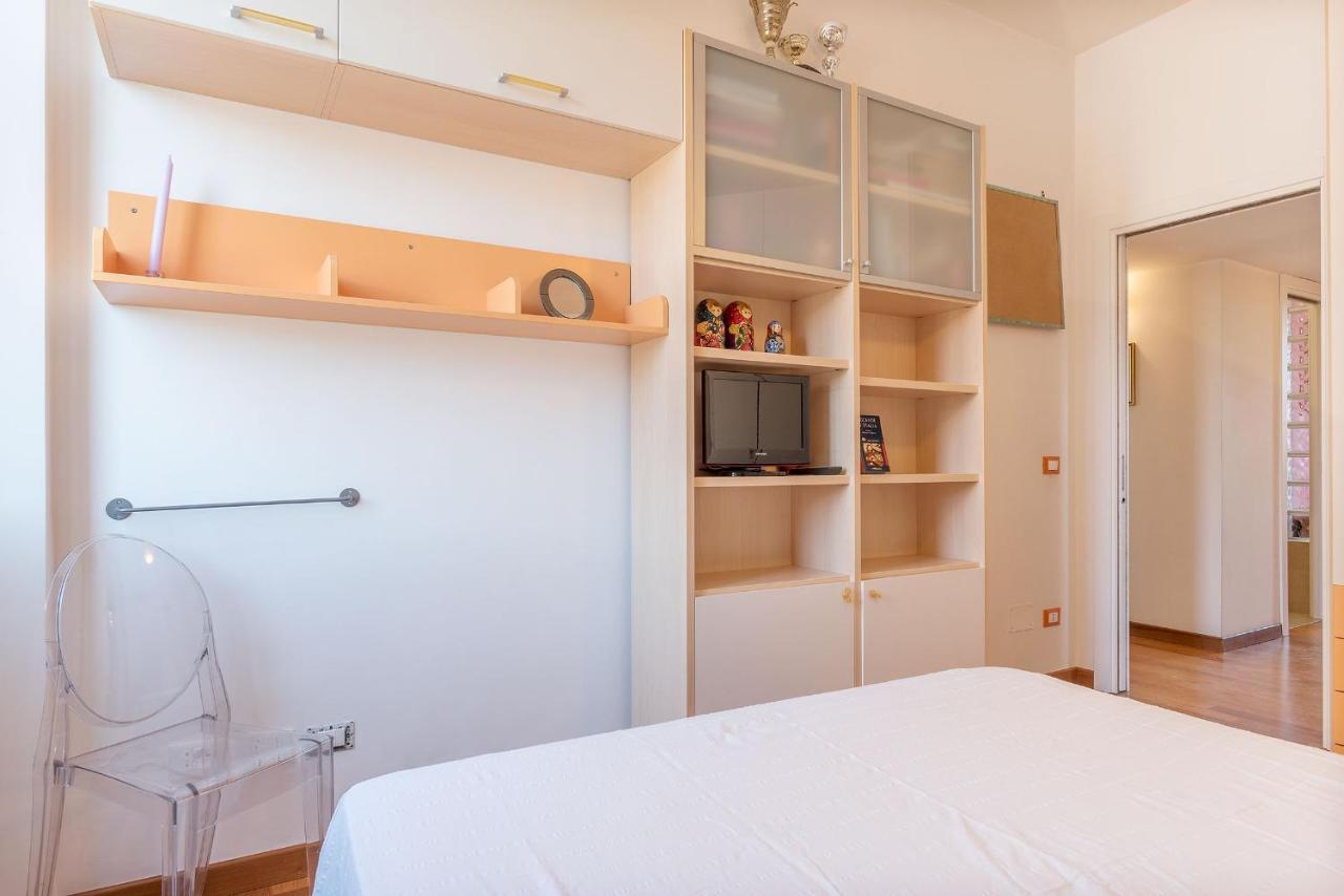 Colosseum Roomy Rom