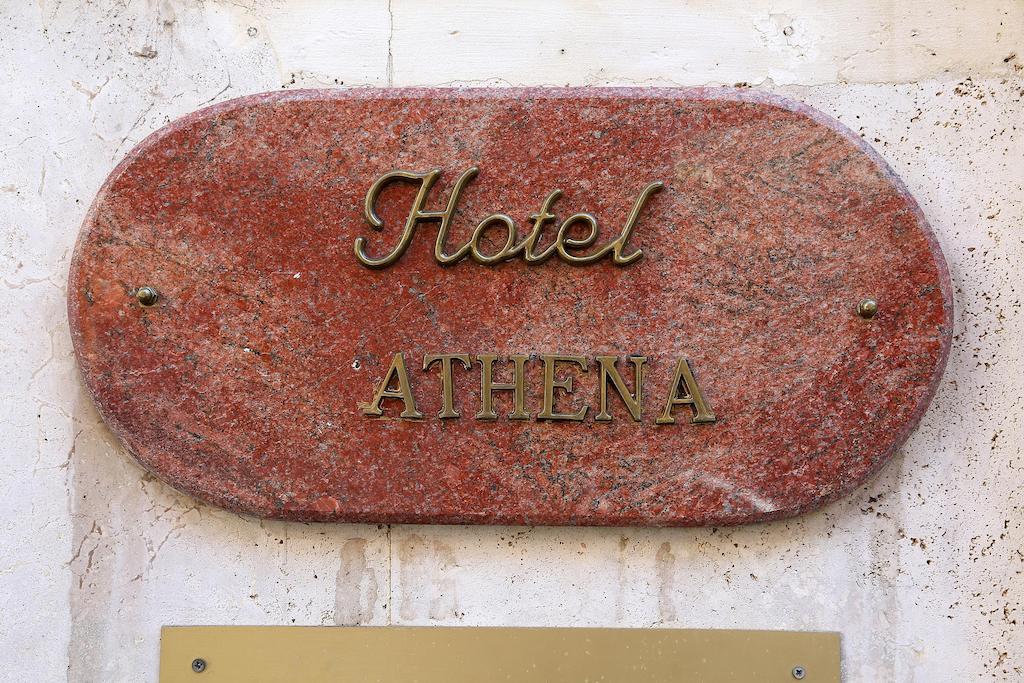 Hotel Athena 3*