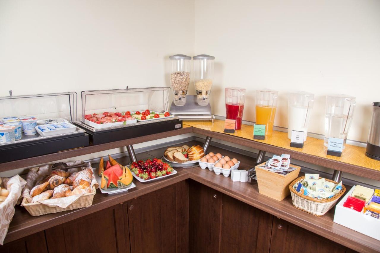Acomodação com café da manhã  Caesar House Residenze Romane Roma