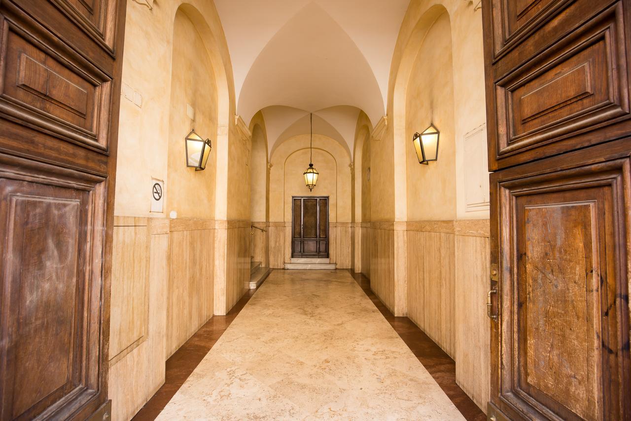Acomodação com café da manhã  Caesar House Residenze Romane Roma
