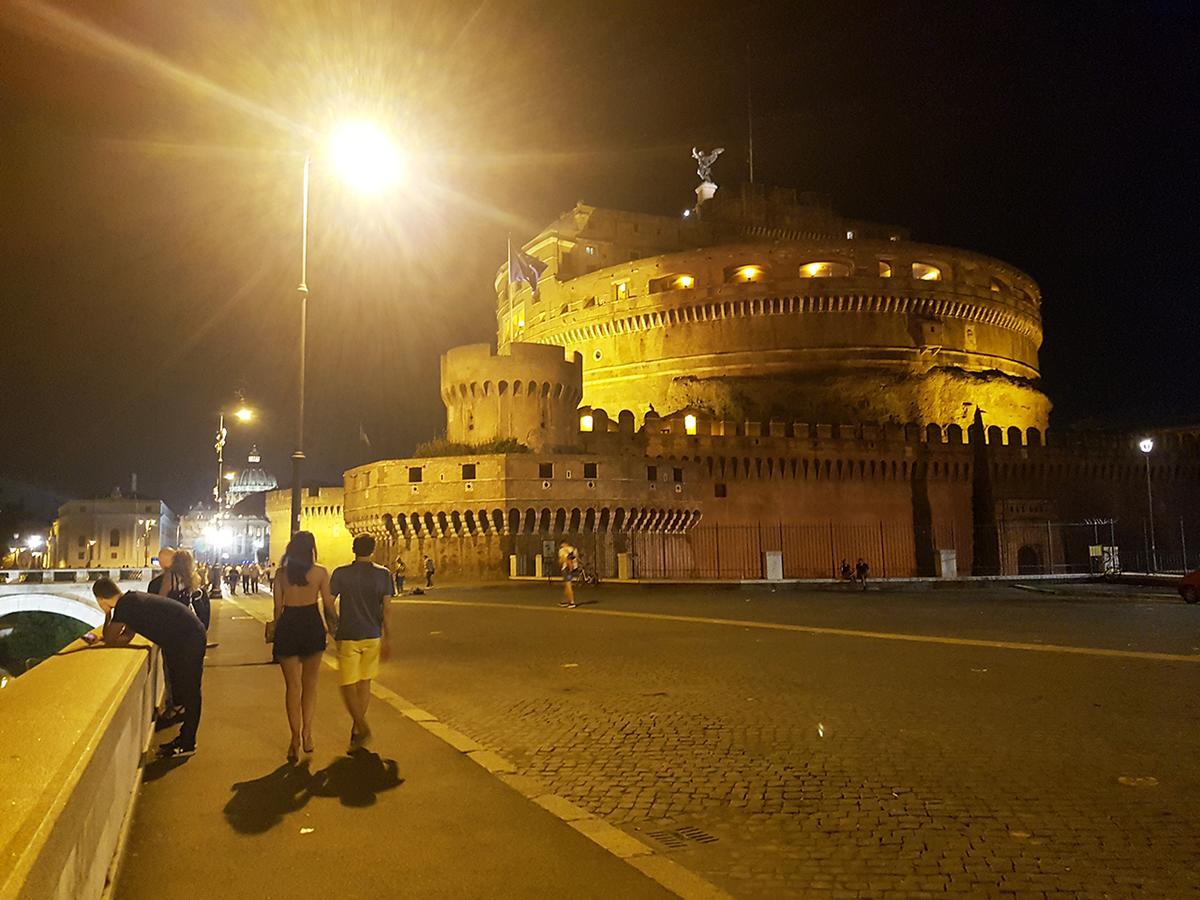 Alojamento de Acomodação e Pequeno-almoço Domus Barberini Roma