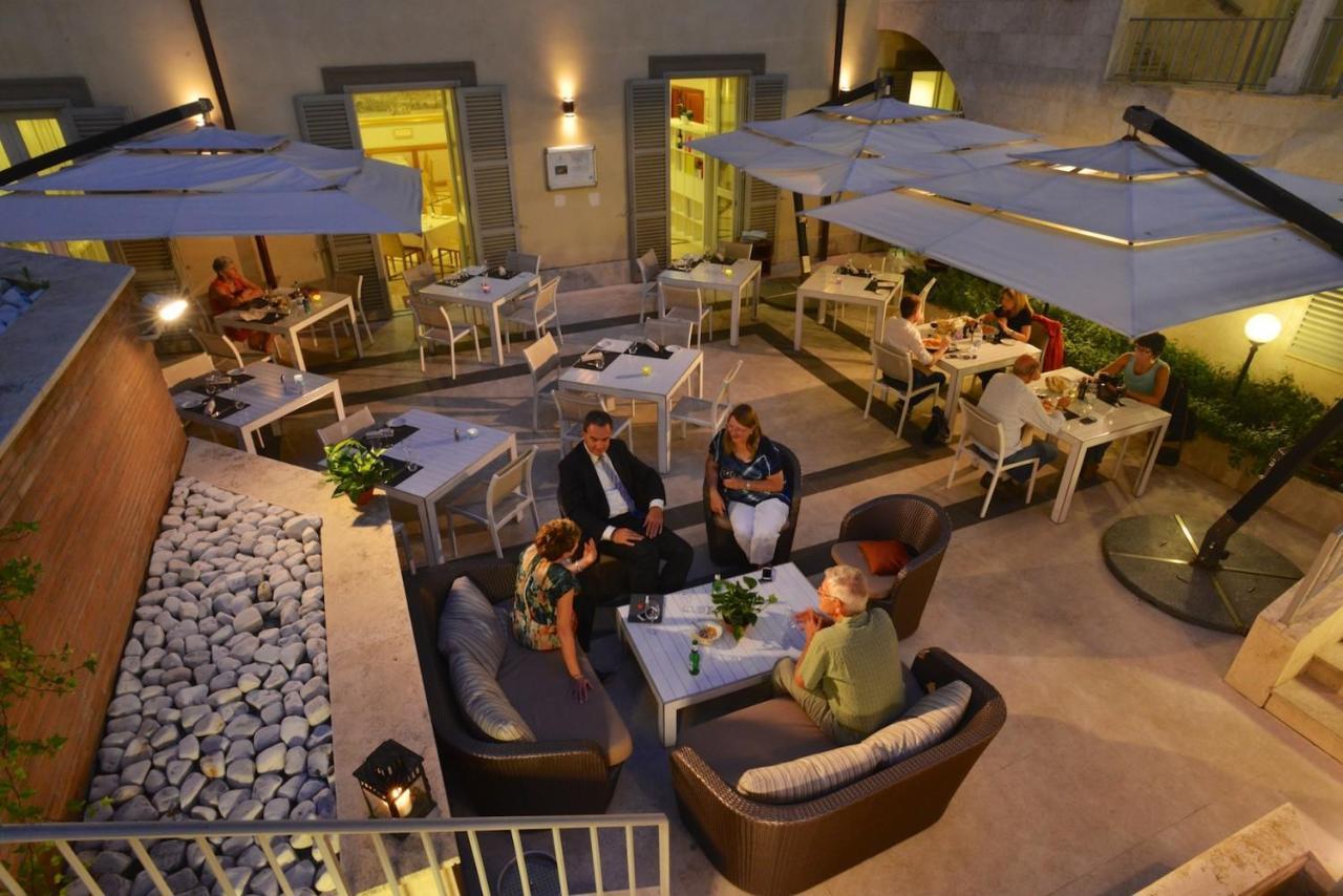 Hotell Domus Australia