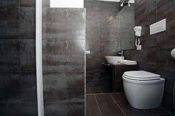 Town House Spagna 2*