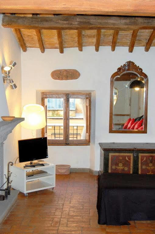 Relais Fori Imperiali Guest house 2*