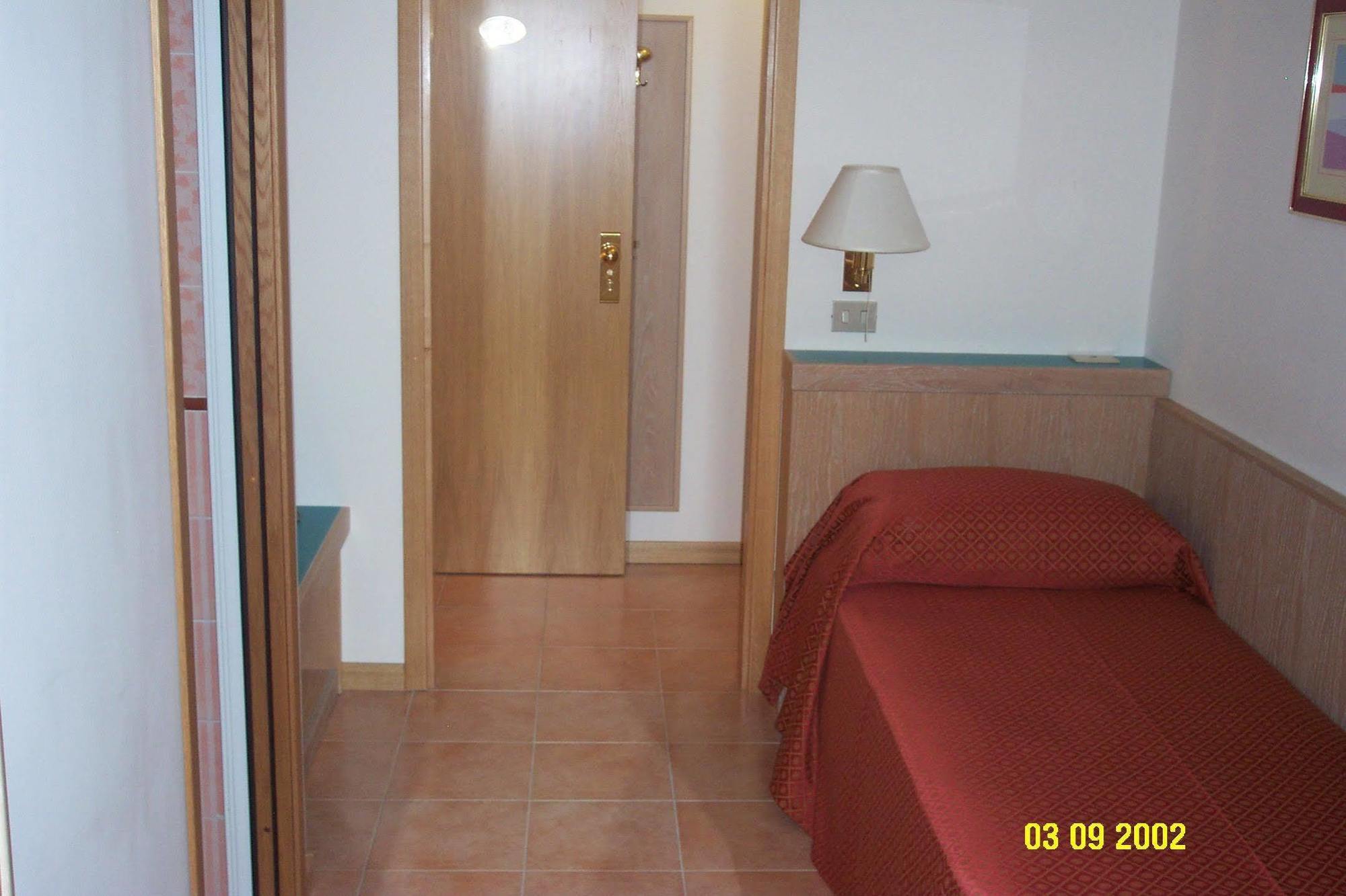 Hotell Flavia 3*
