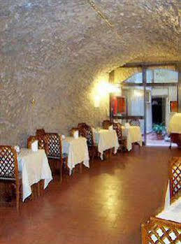 Teatro Di Pompeo 3* Rom