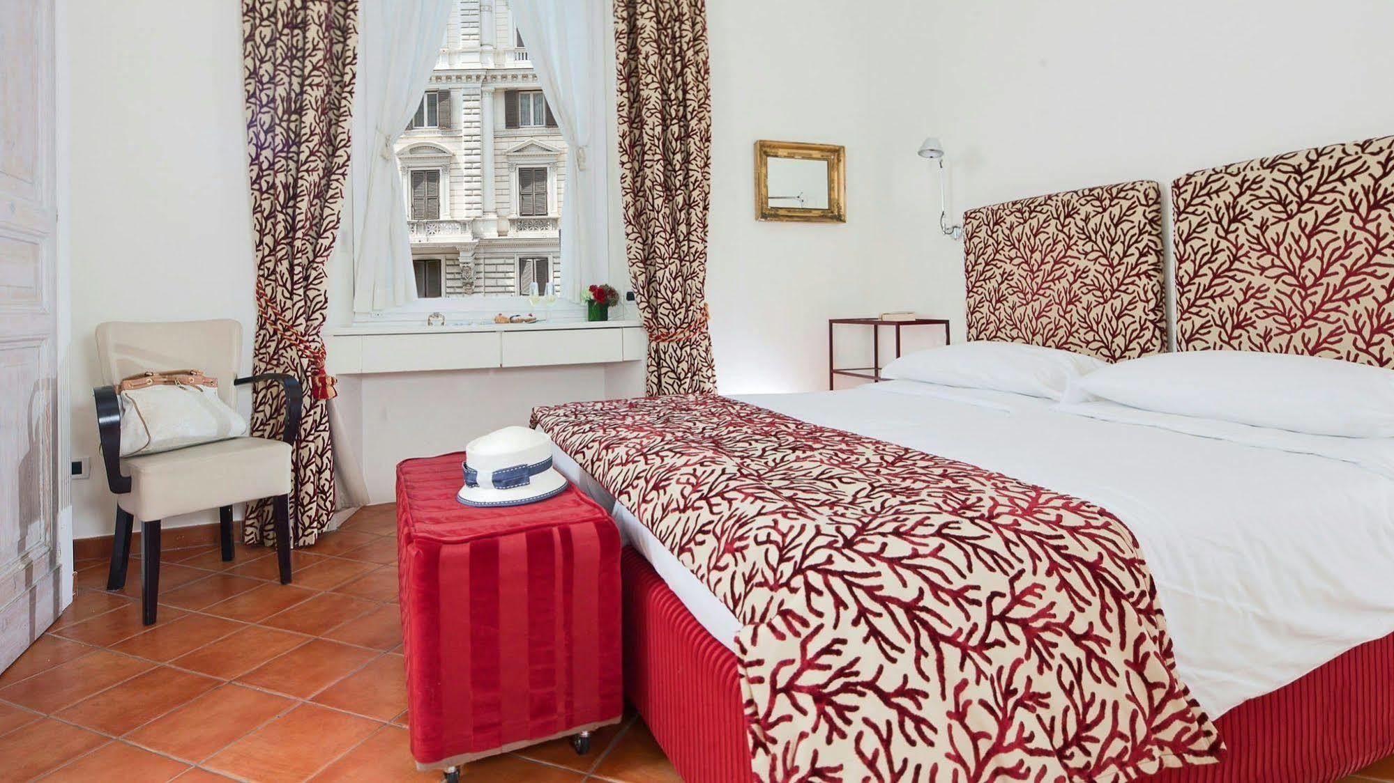 Caesar House Residenze Romane Acomodação com café da manhã  Roma
