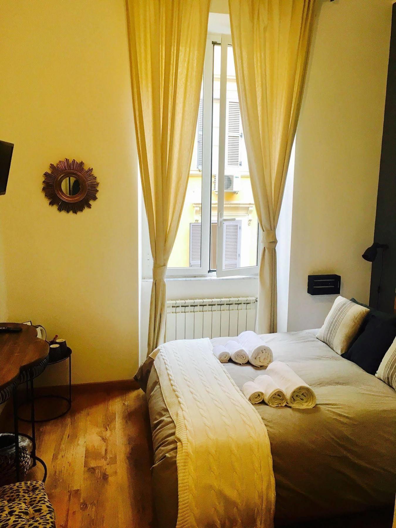 Holidays Guest house Rome