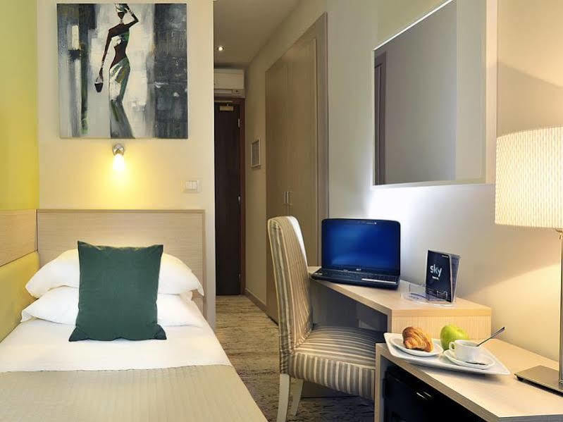 Scott House Hotel 3*