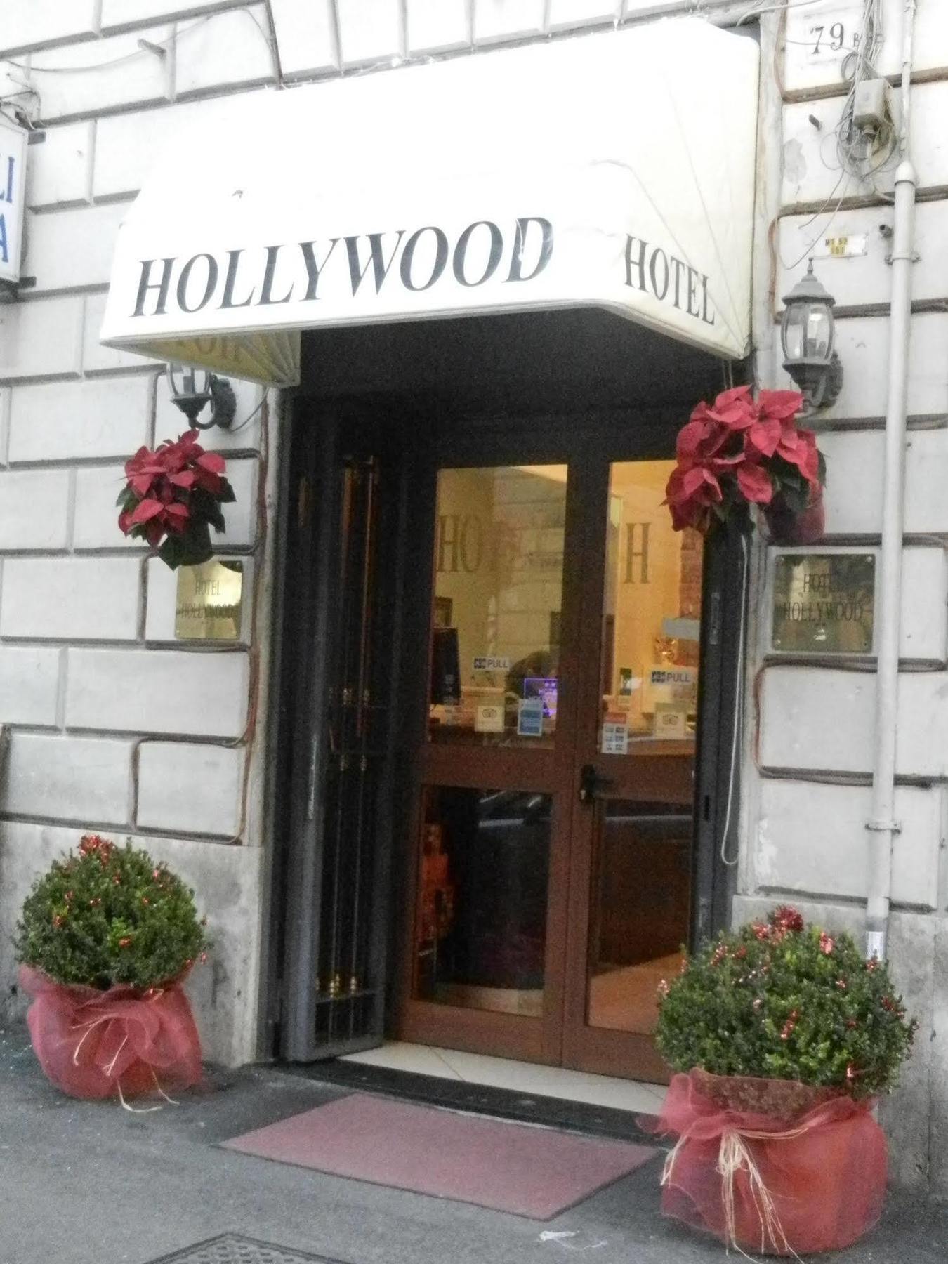 Hollywood Hotel 2*