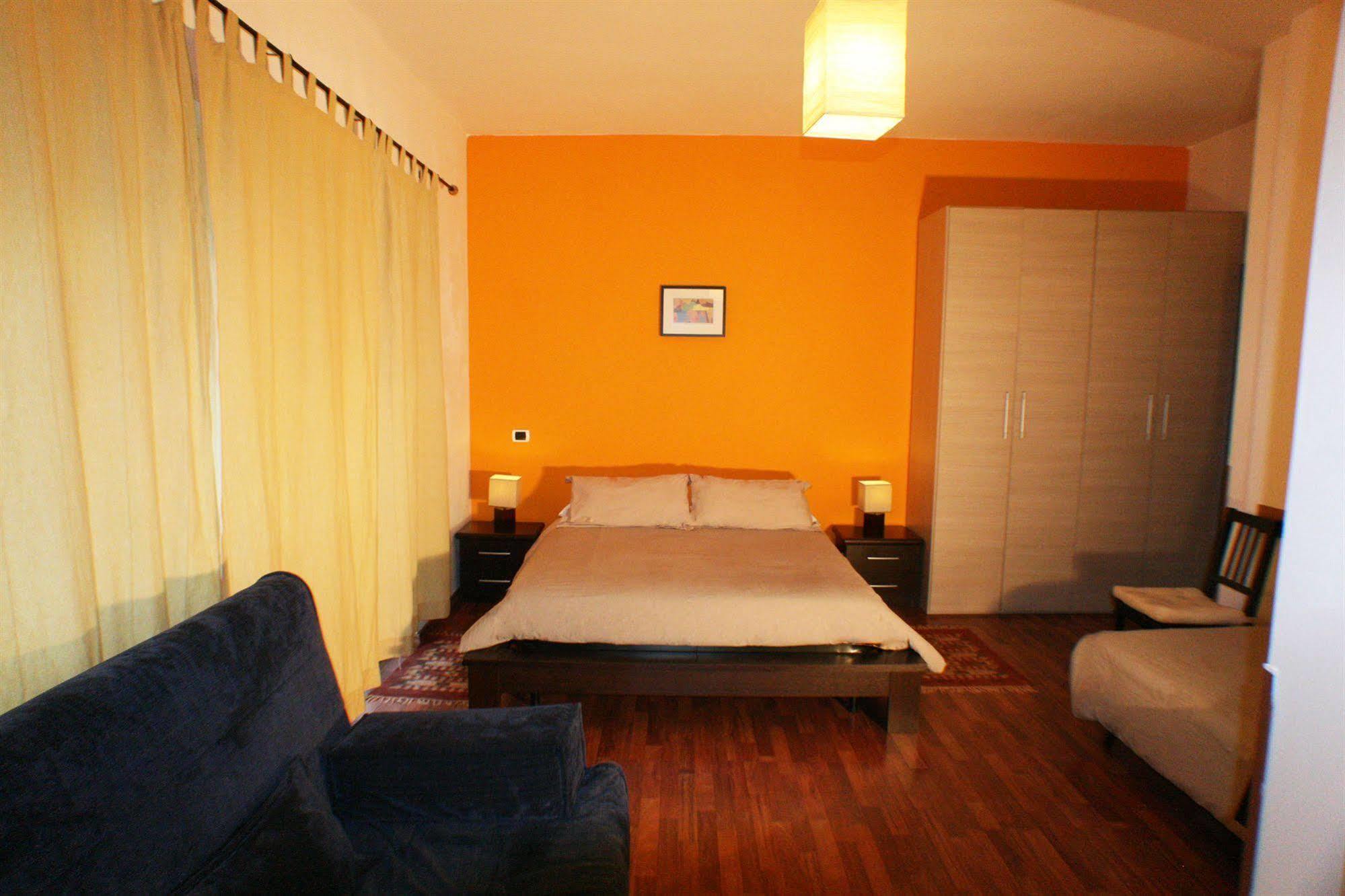 Lt Casa de hóspedes