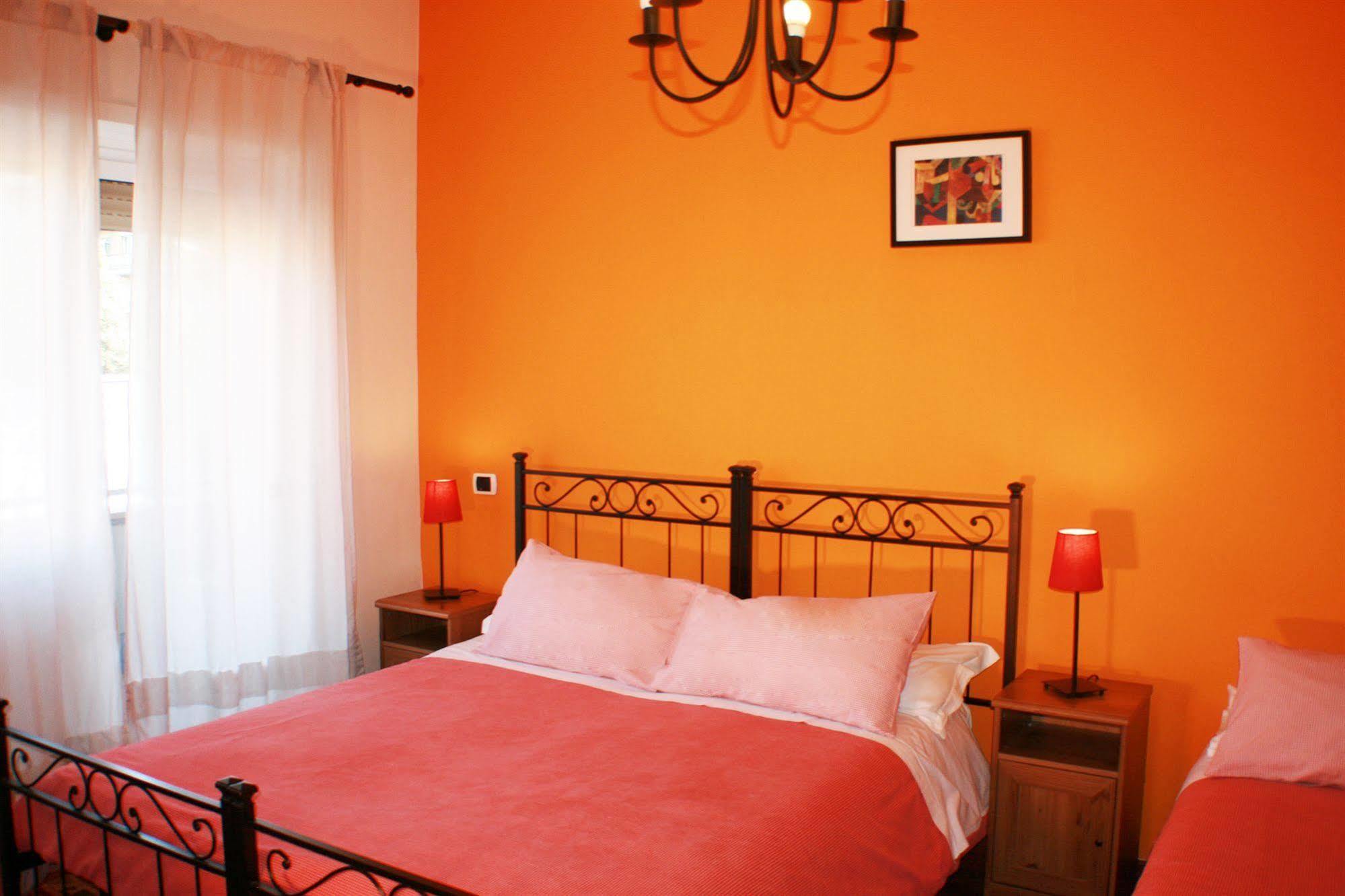 Lt Casa de hóspedes Roma