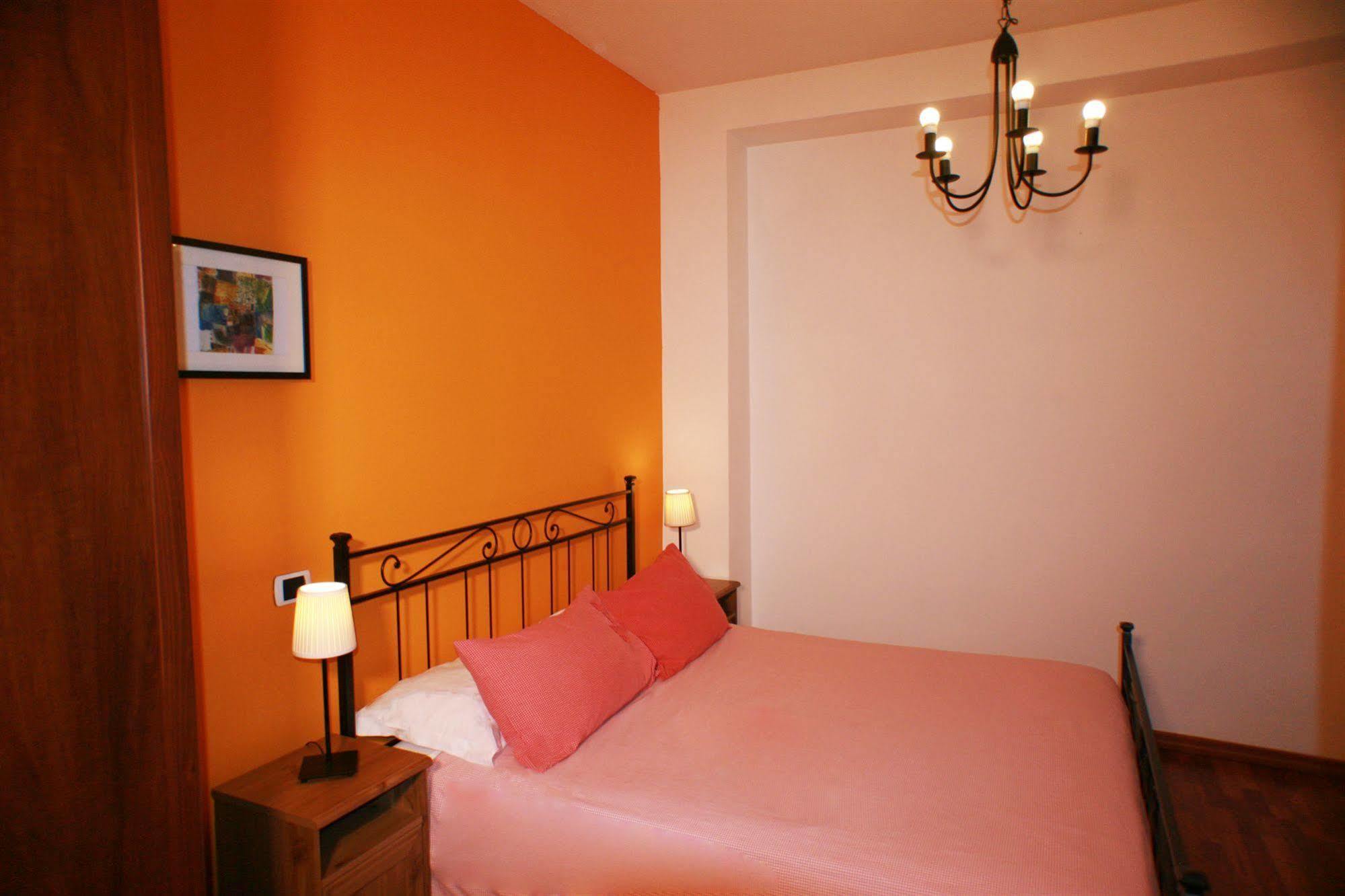 Lt Casa de hóspedes