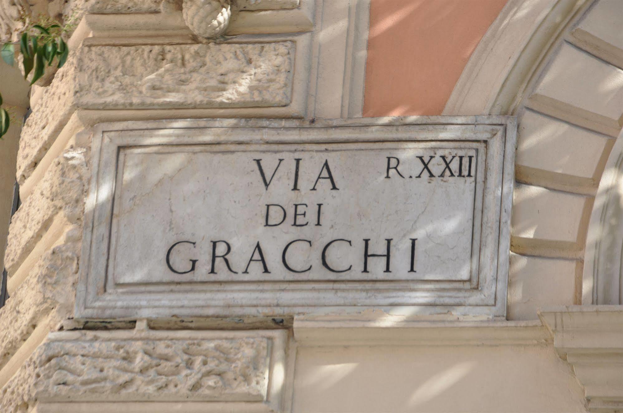 Le Di Via Ottaviano - In Bed & Breakfast