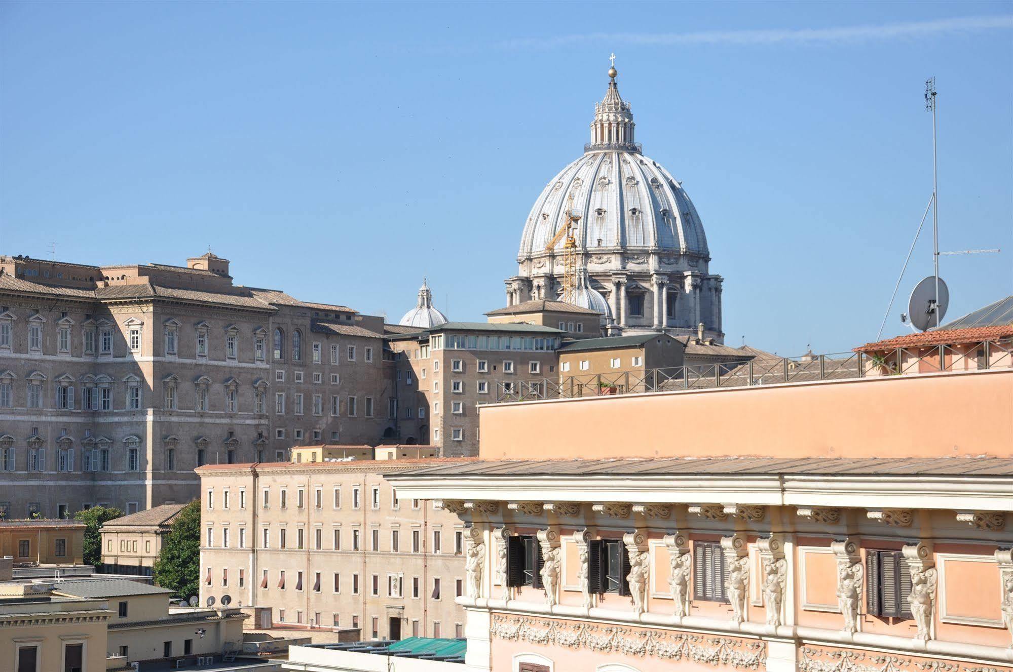 Bed & Breakfast Le Di Via Ottaviano - In