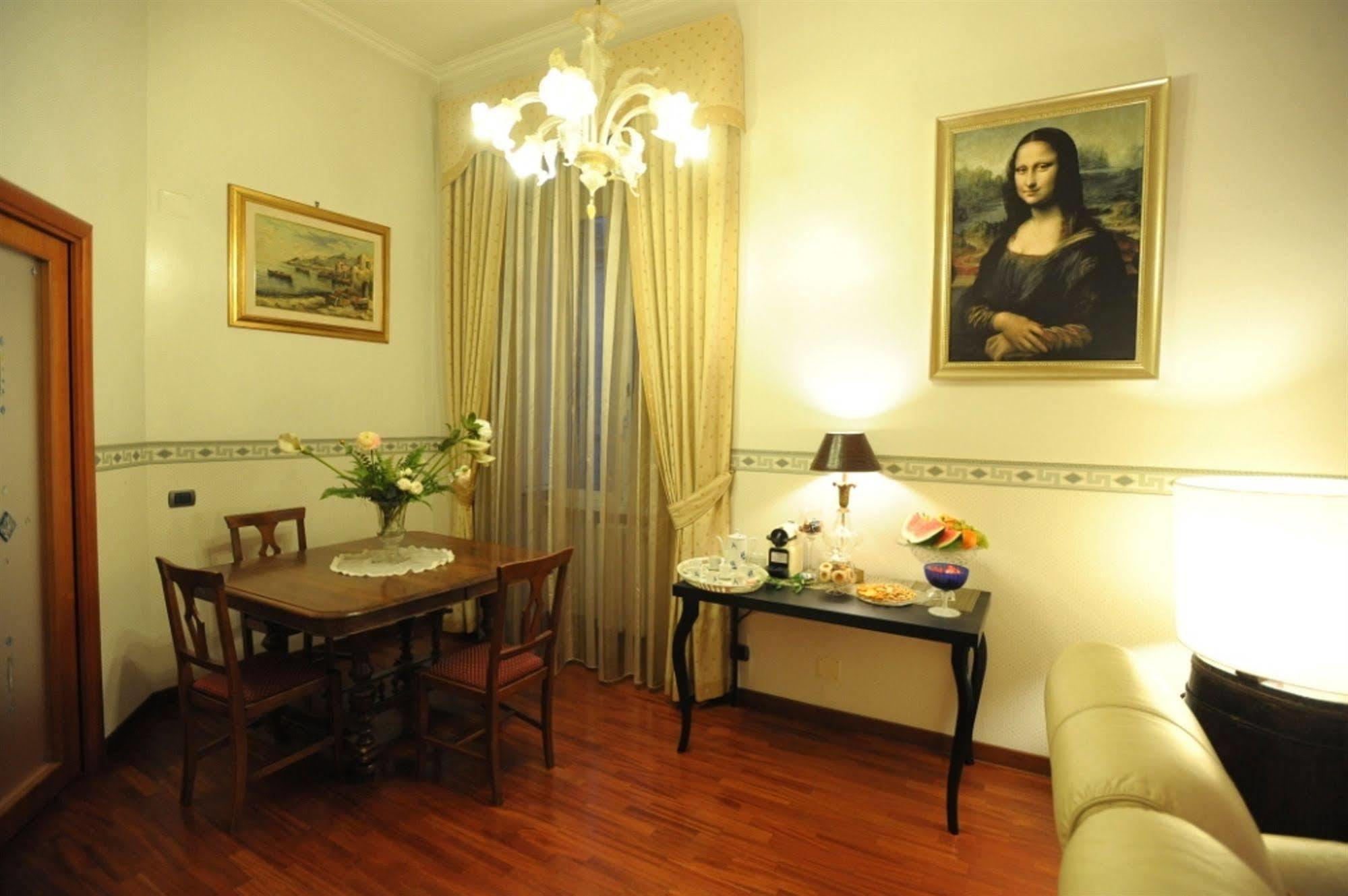 Vatican Monnalisa Gasthof 4*