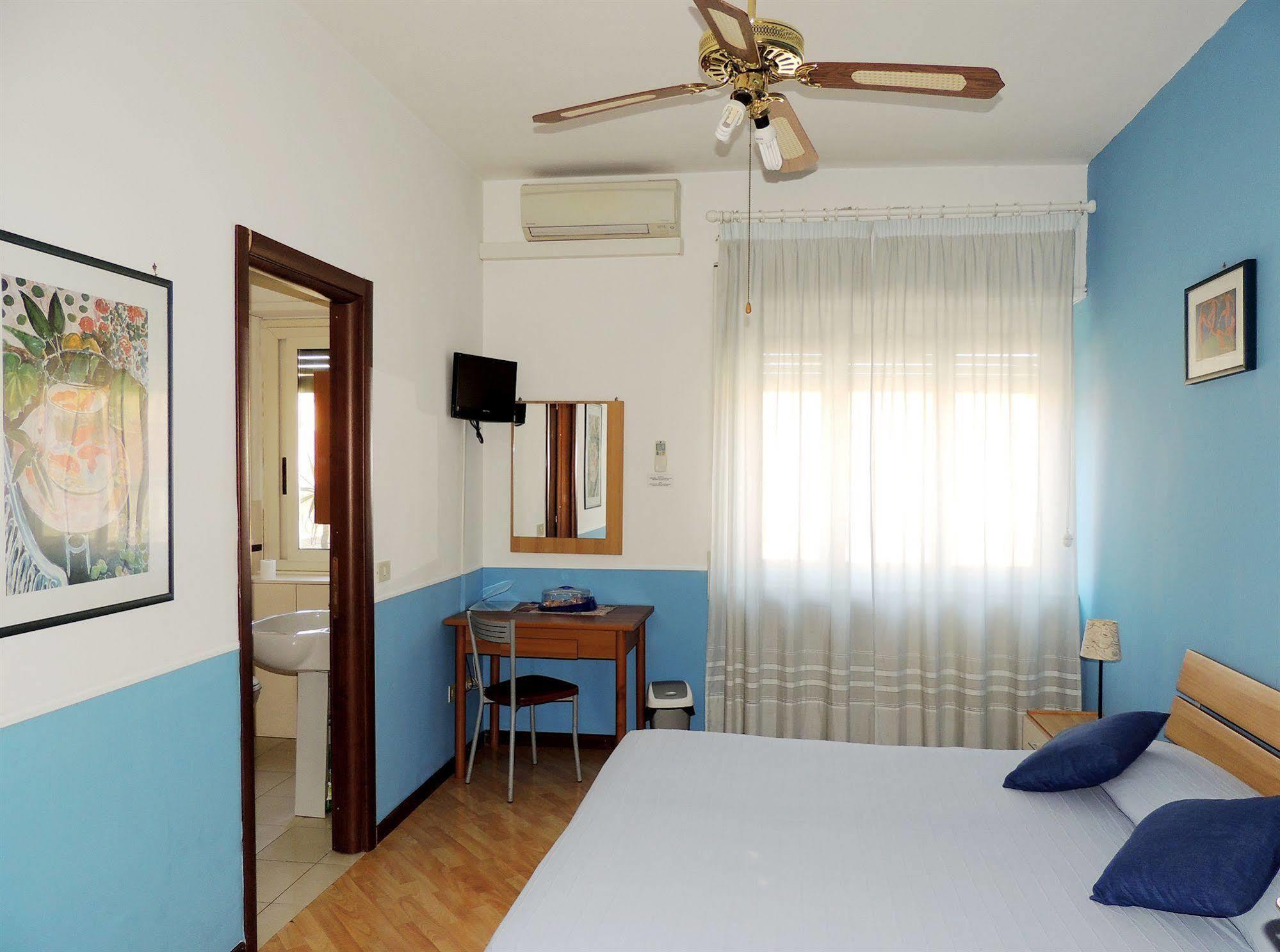 Maison Genevois 3 5* Roma