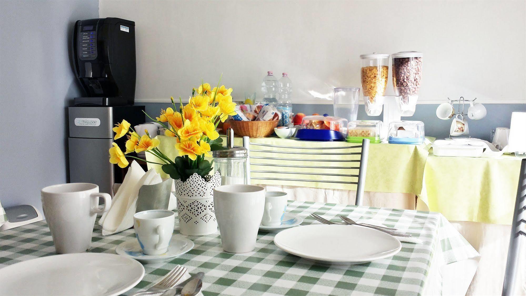 Maison Genevois 3 Bed & Breakfast Roma