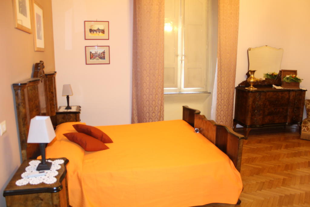 Charming House Bed & Breakfast