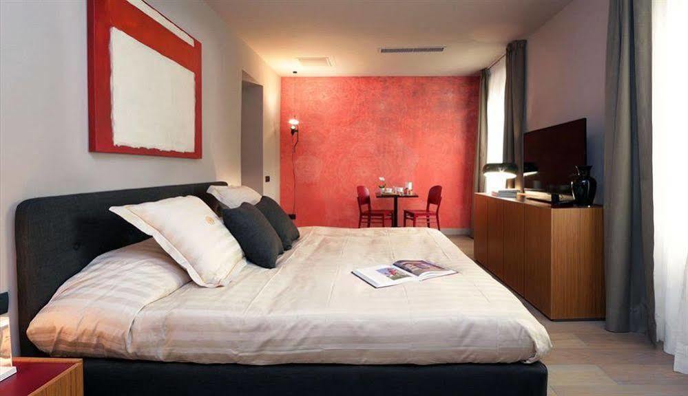 Down Town - Domus Collection Roma