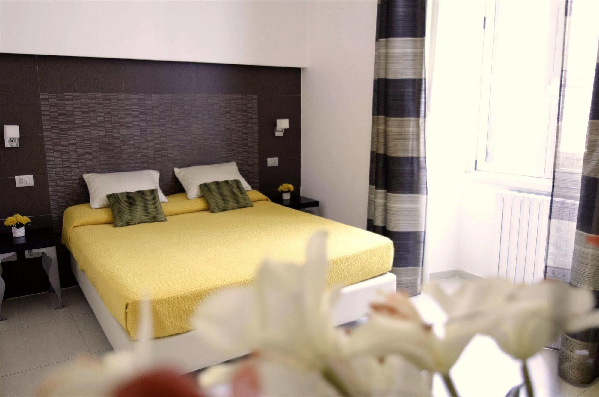 Interno 5 Bed & Breakfast 2*
