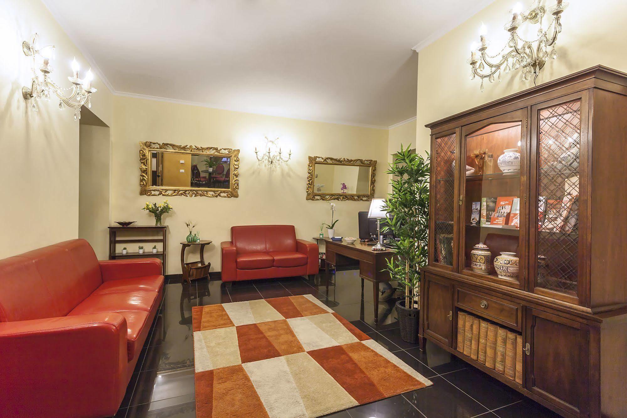 Hotell Regina Giovanna Roma