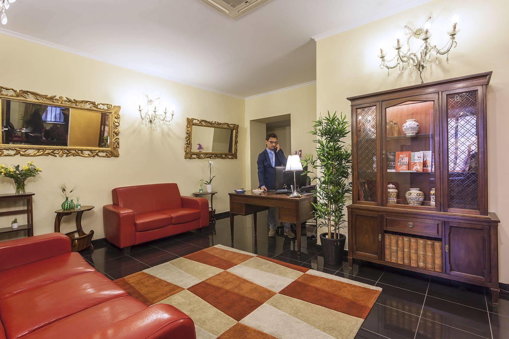 Hotell Regina Giovanna 3*
