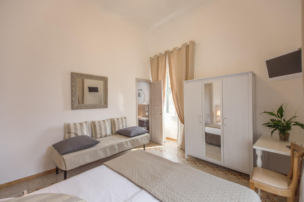 Biancorèroma Bed & Breakfast