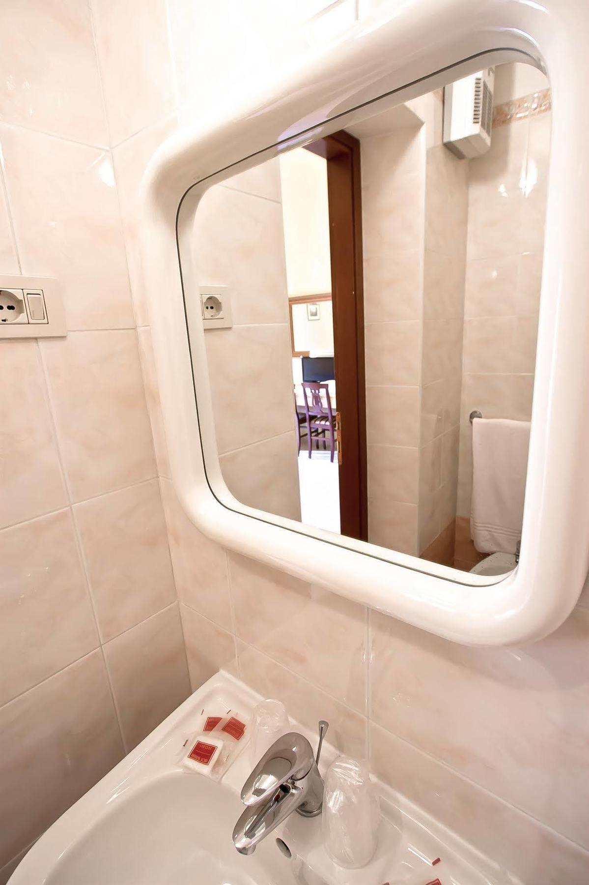 Bed In Bed & Breakfast Roma
