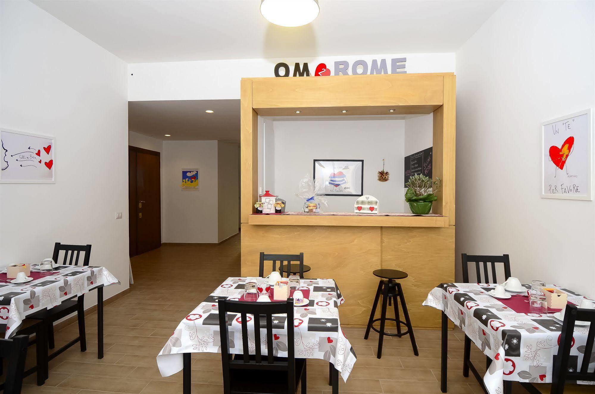 Alojamento de Acomodação e Pequeno-almoço Om2rome 2*