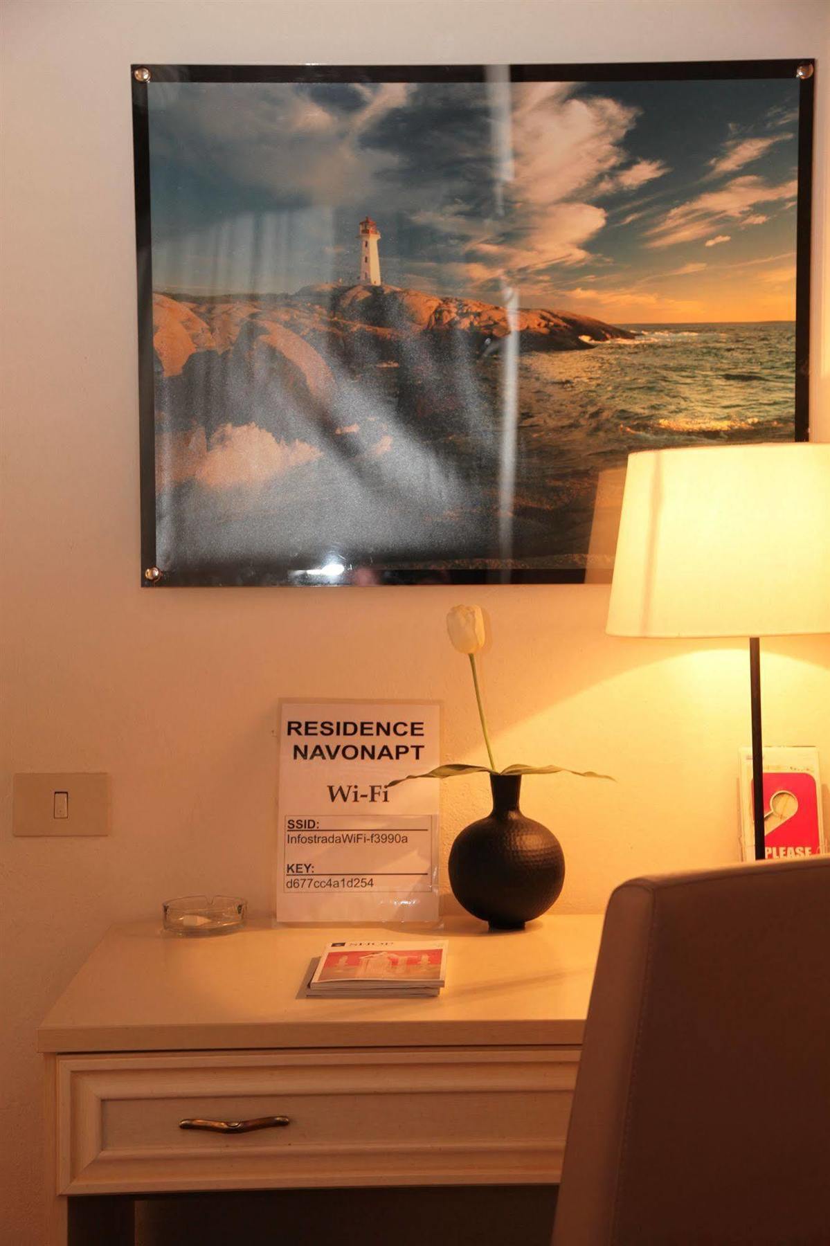 Hotel Navonapt 3*