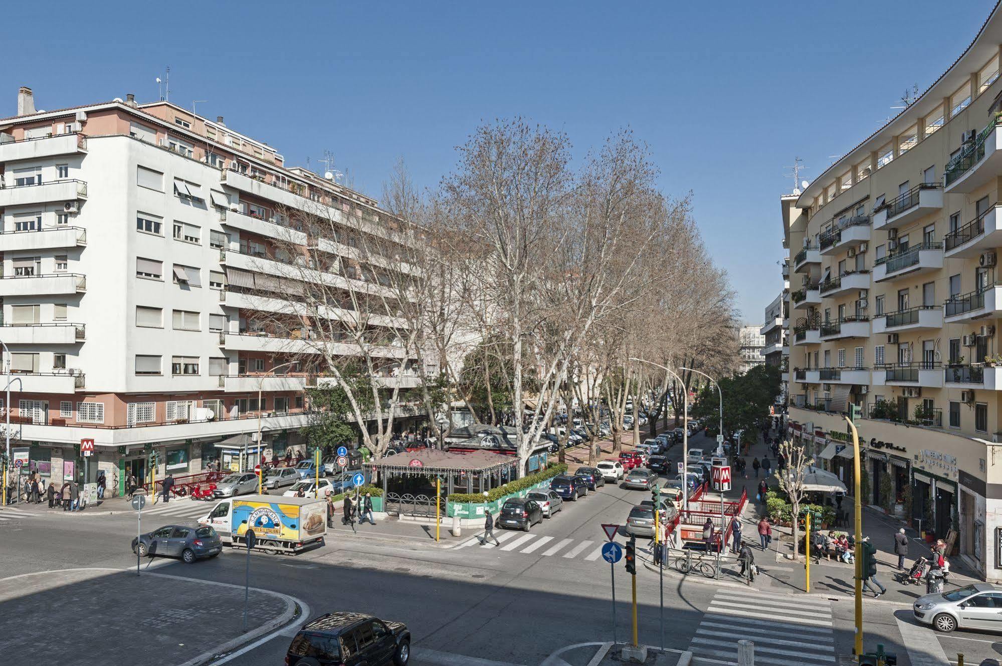 De Guestibus Pensión Roma