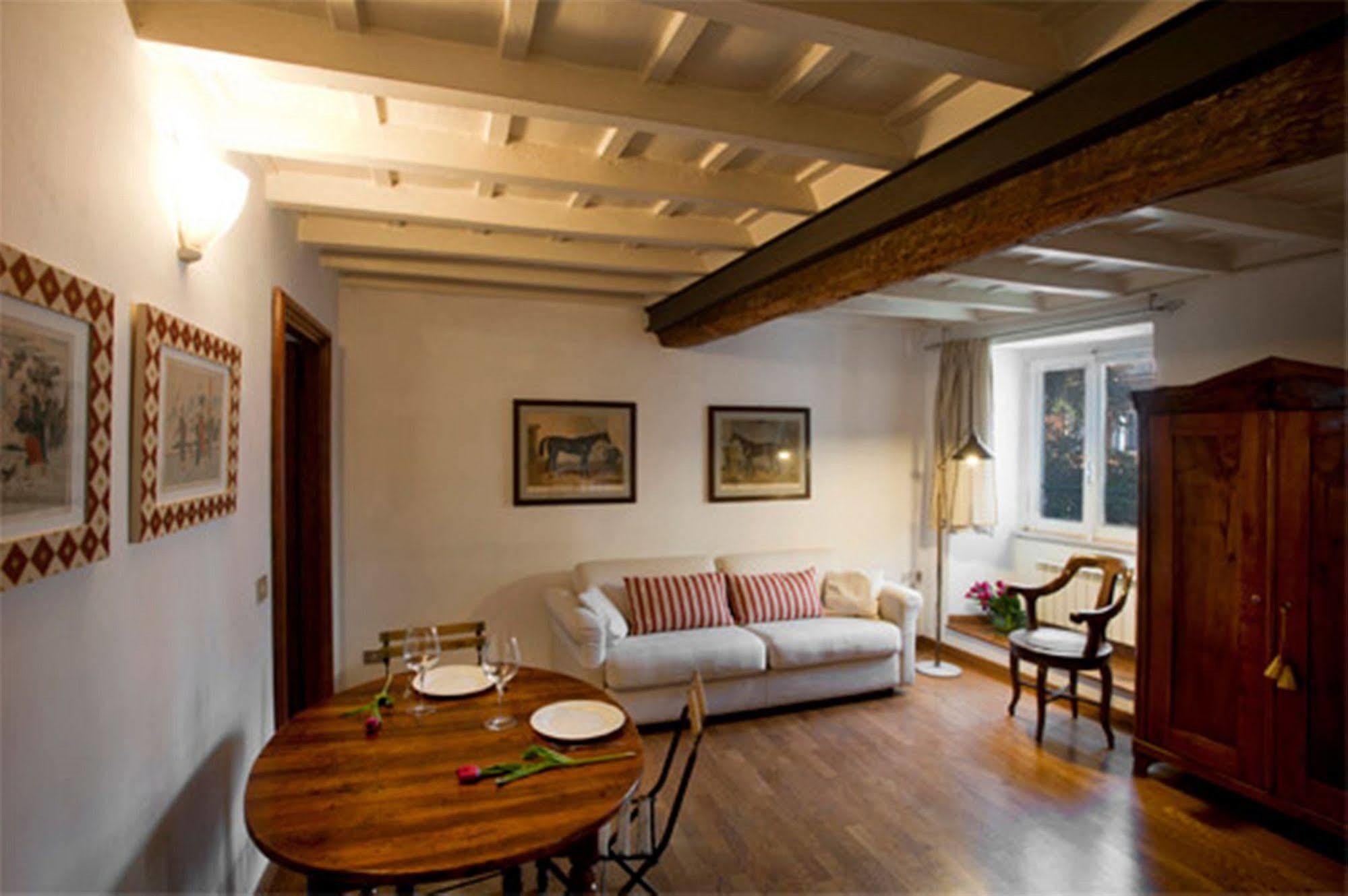 Maison Giulia By Hili 2*