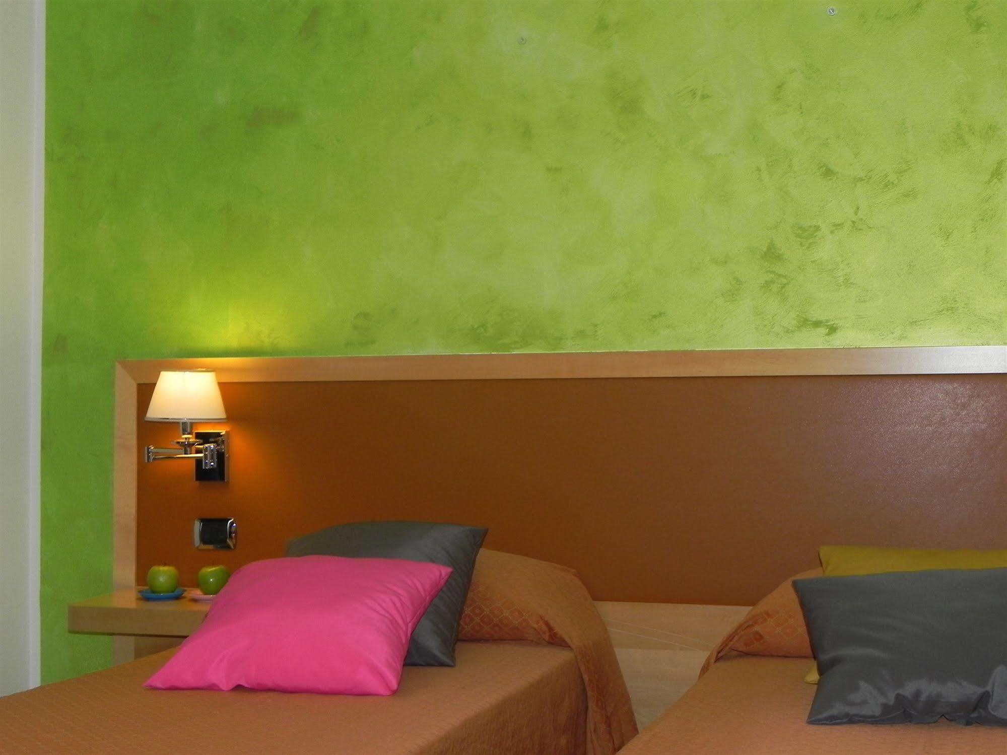 Ibis Styles Vintage Hotell 4*