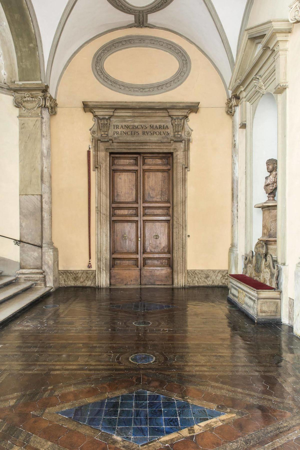Residenza Ruspoli Bonaparte Acomodação com café da manhã  4*