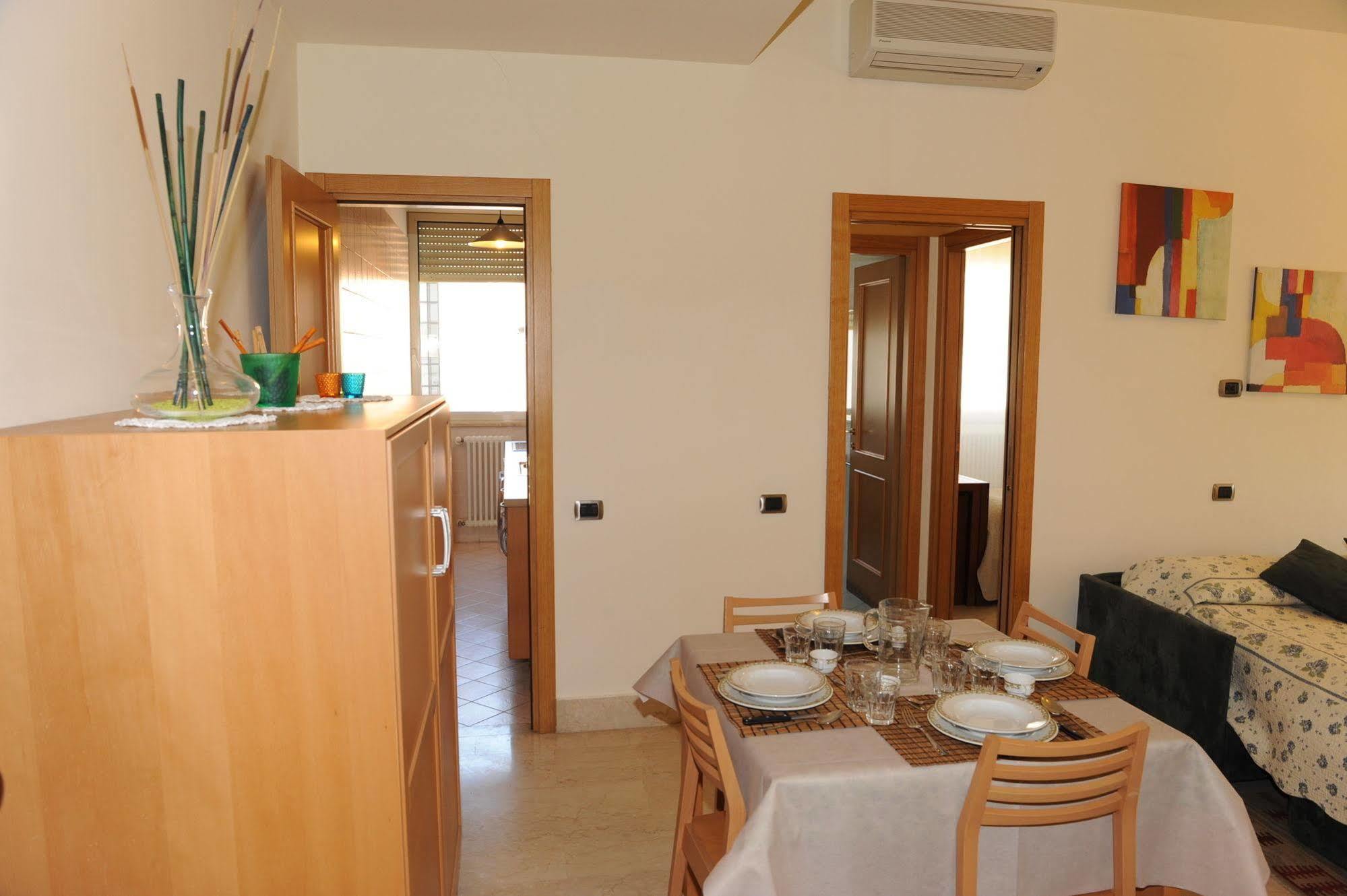 Lux Apart-hotel