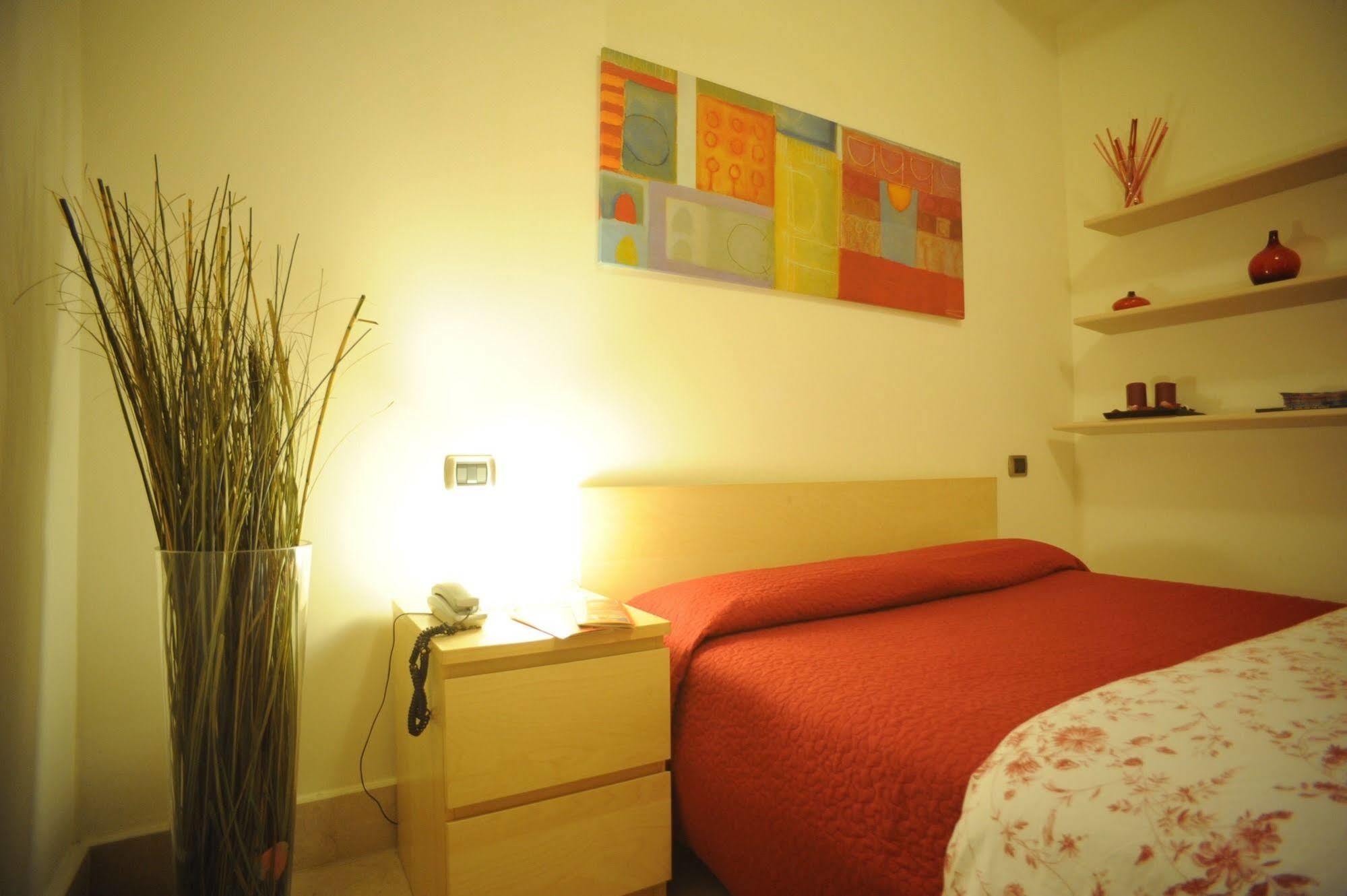 Lux Apart-hotel 2*