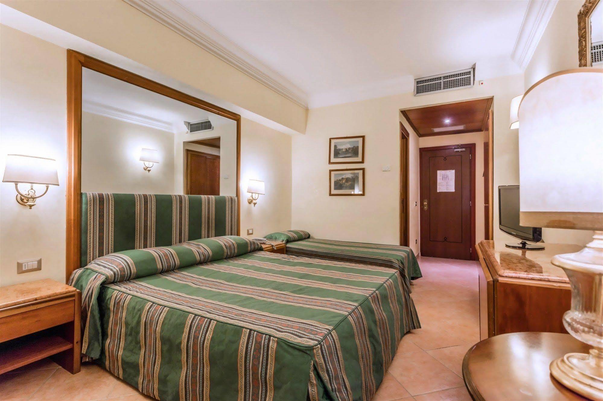 Raeli Archimede Hotell Roma