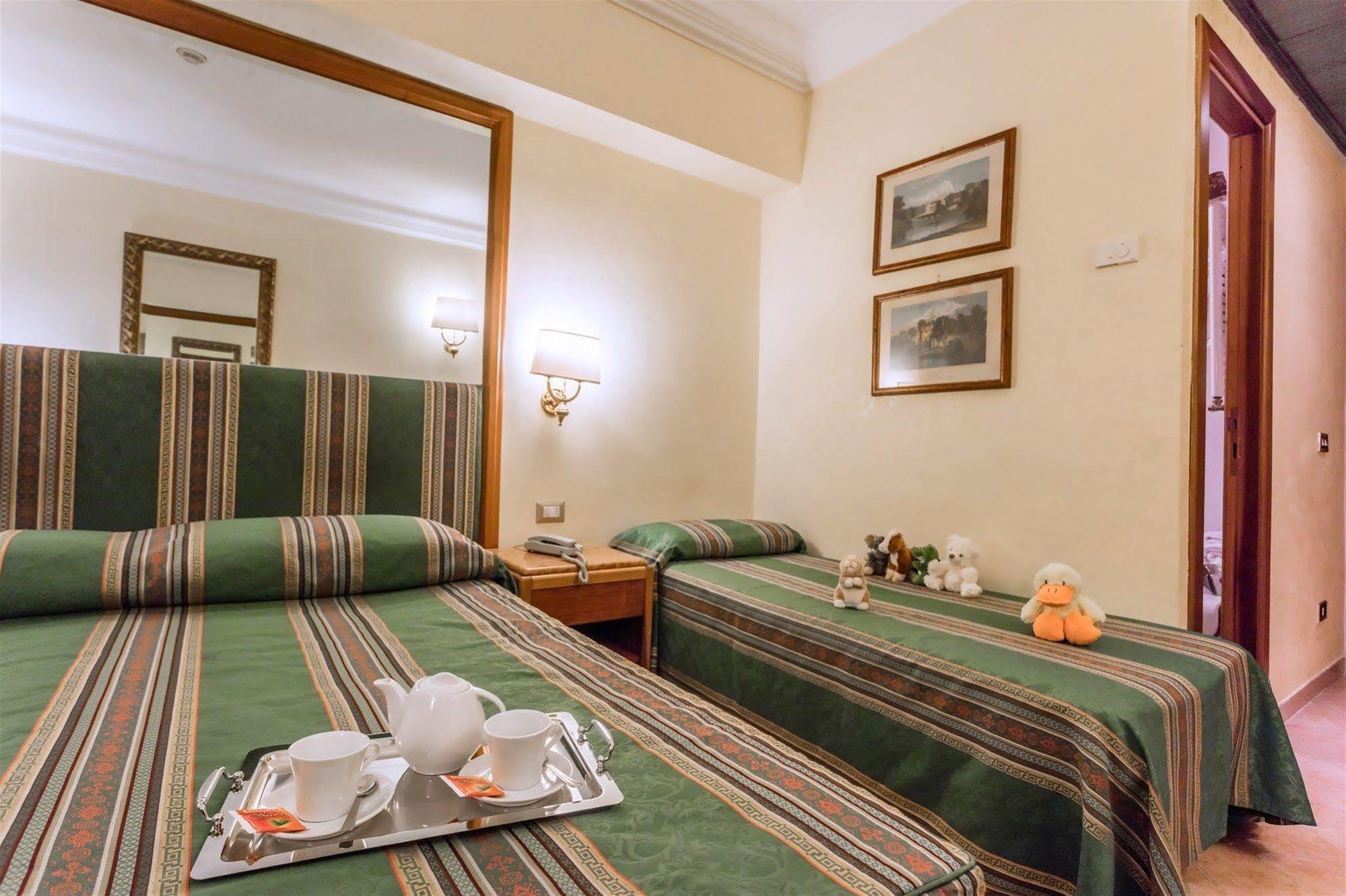 Raeli Archimede Hotell Roma