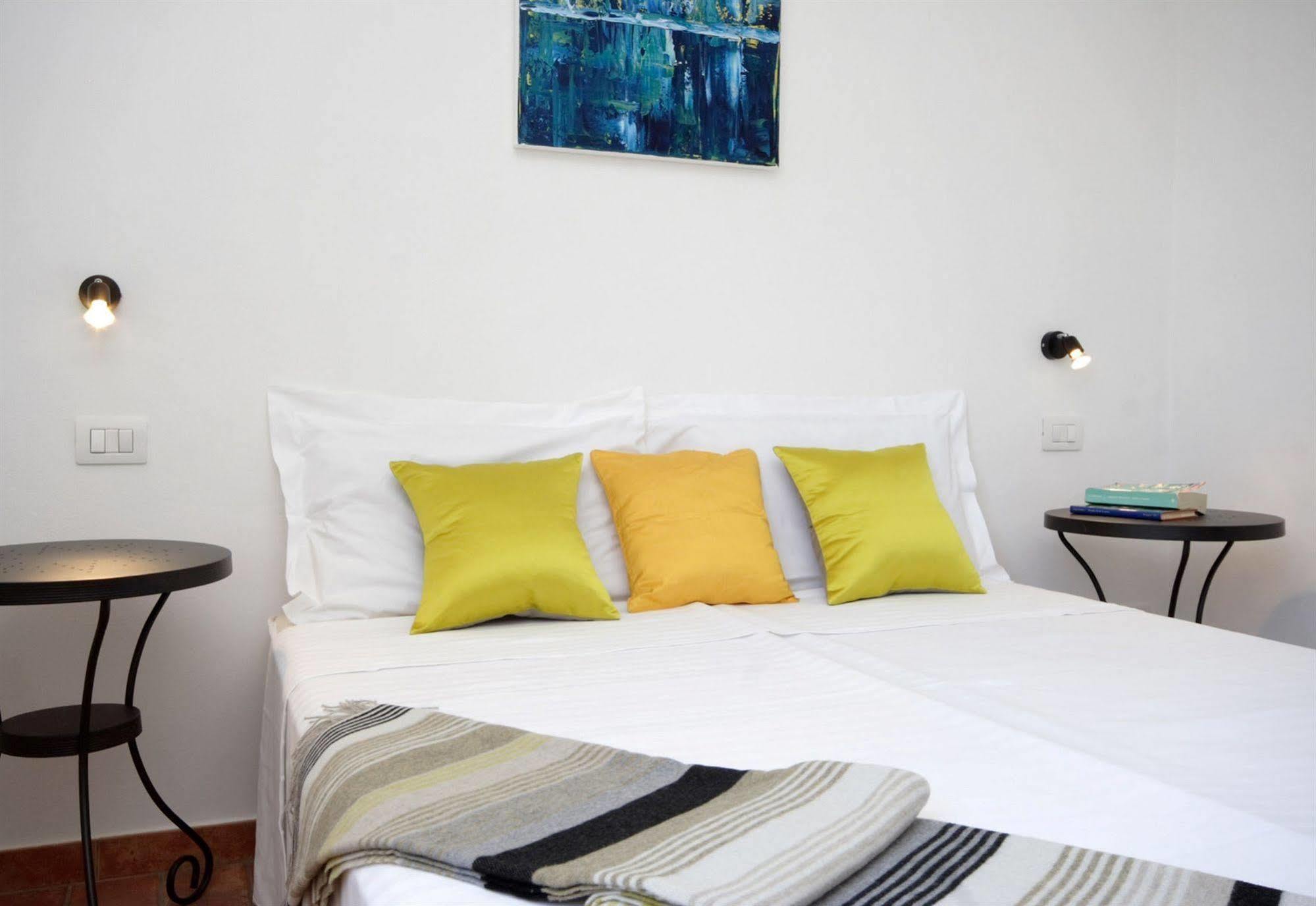 Borgo Papareschi Aparthotel