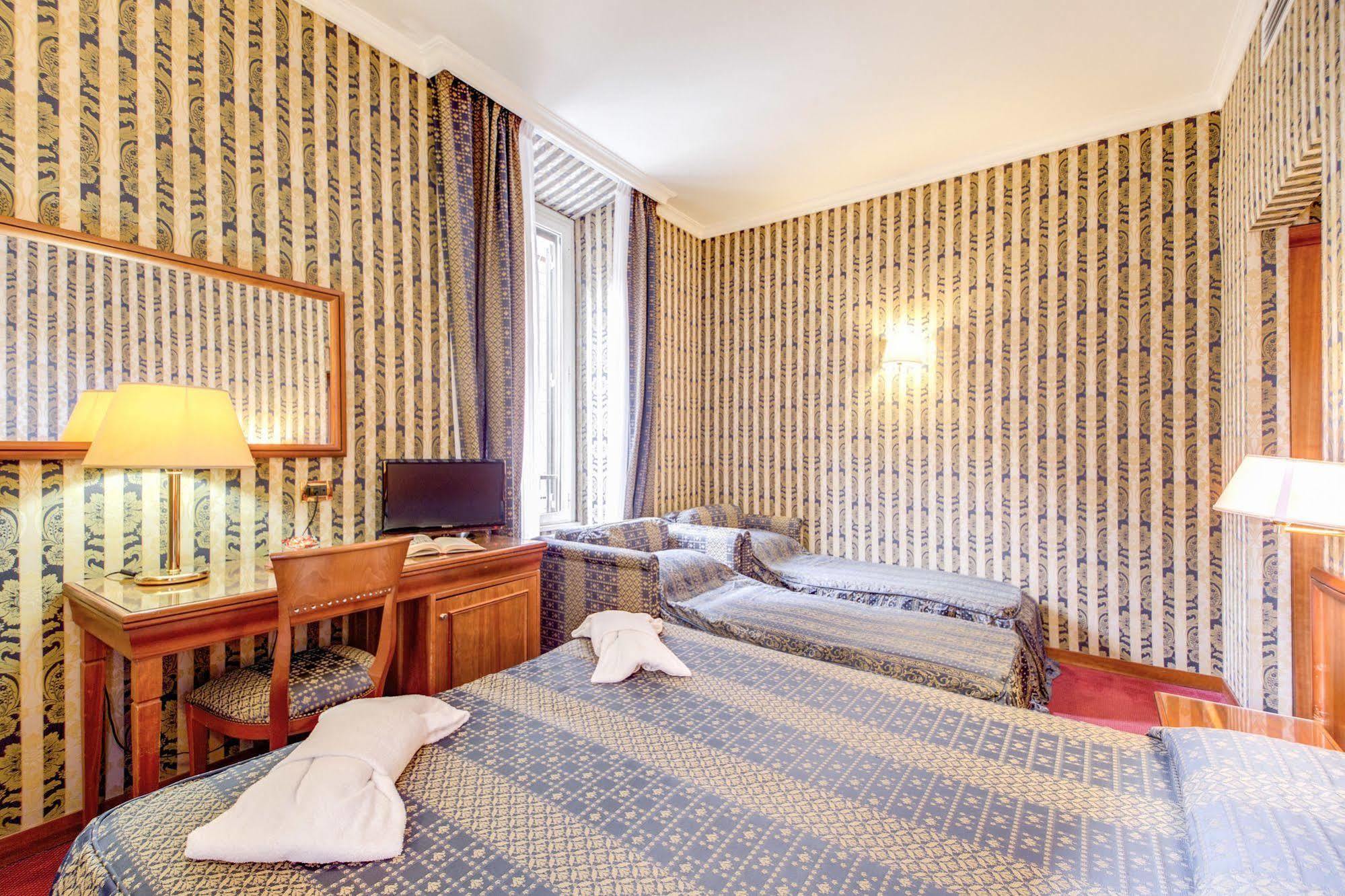 Re Luxury 3*