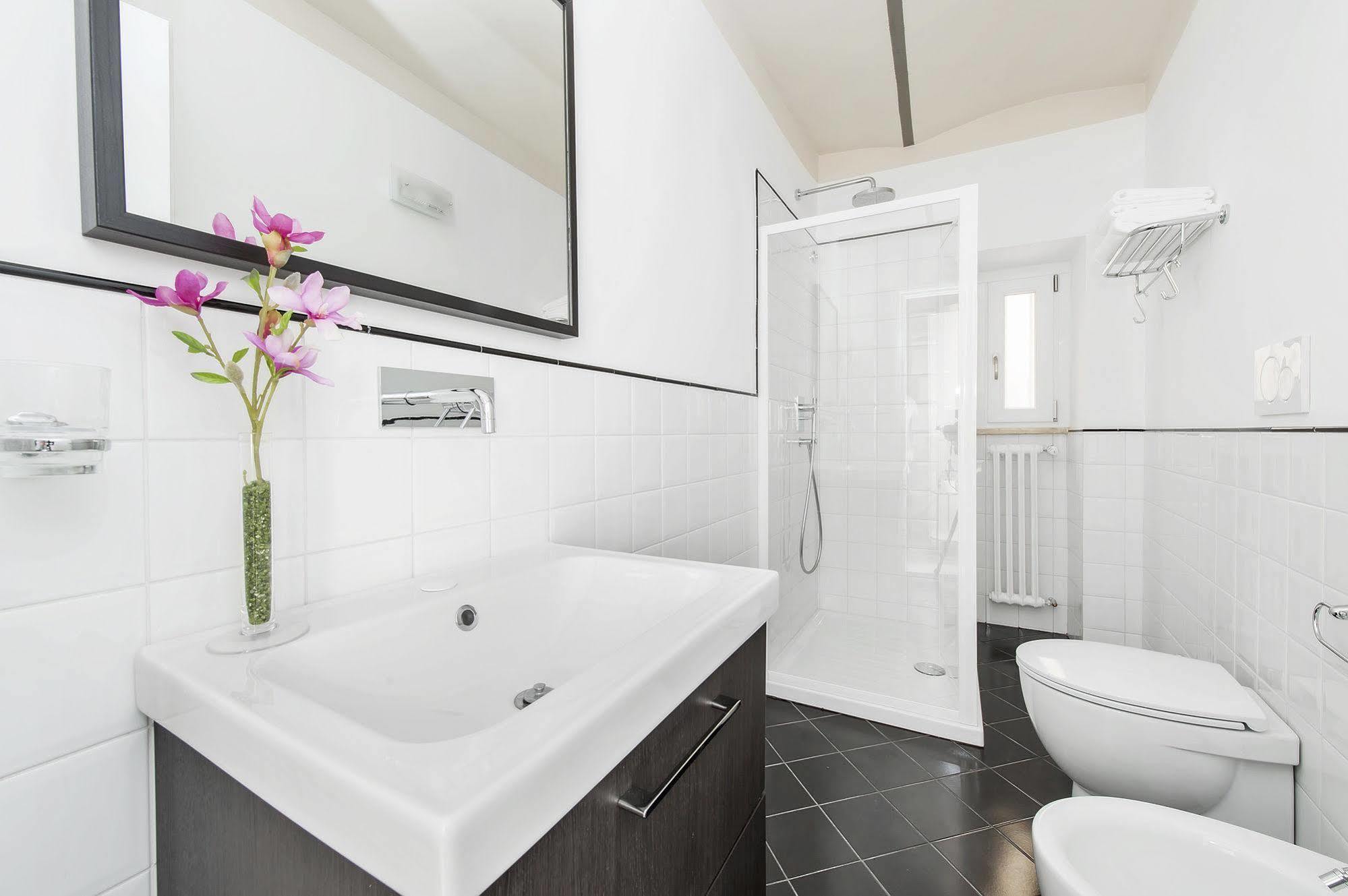 White Colosseo Bed & Breakfast 2*