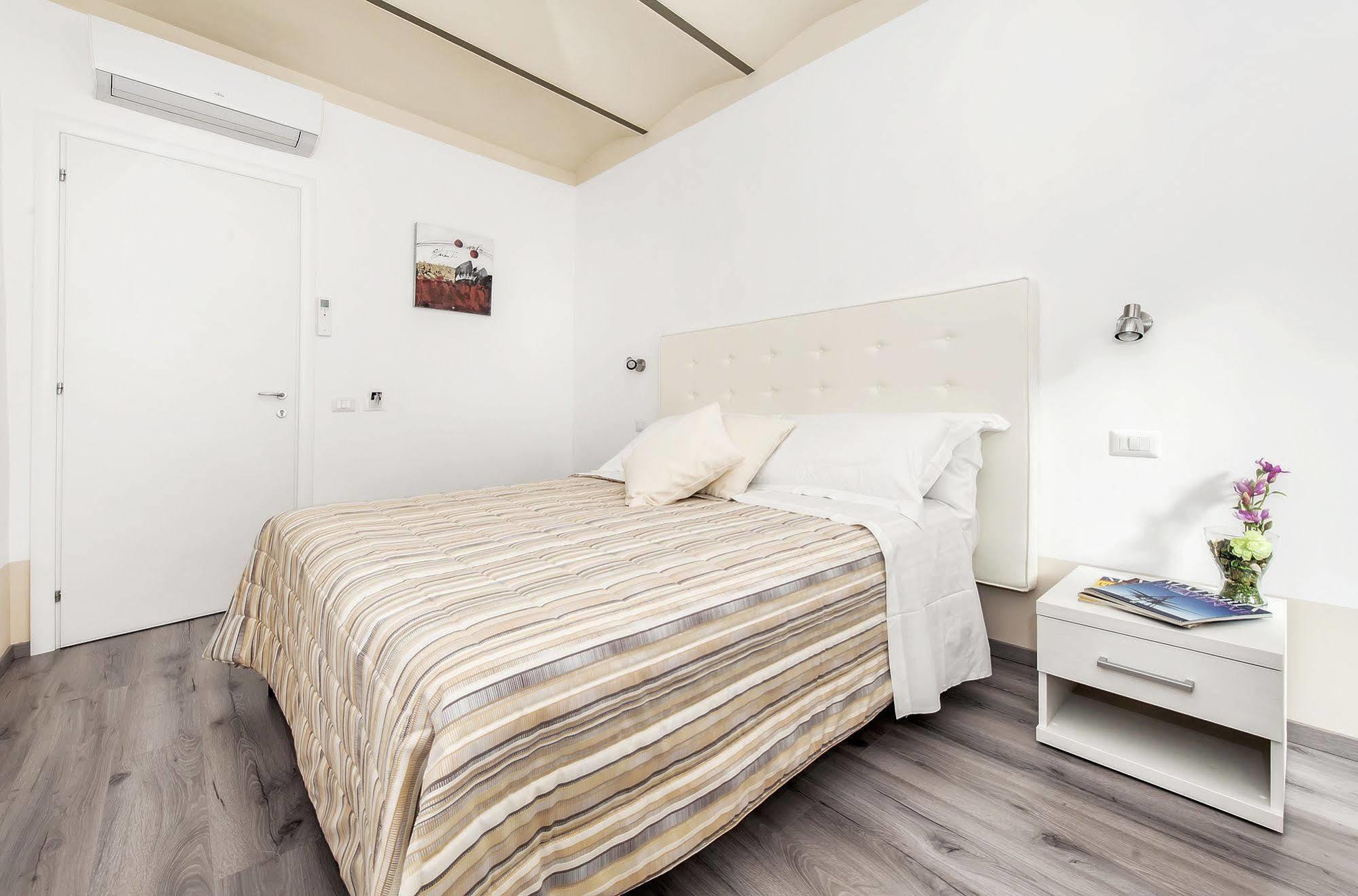 Bed & Breakfast White Colosseo Roma