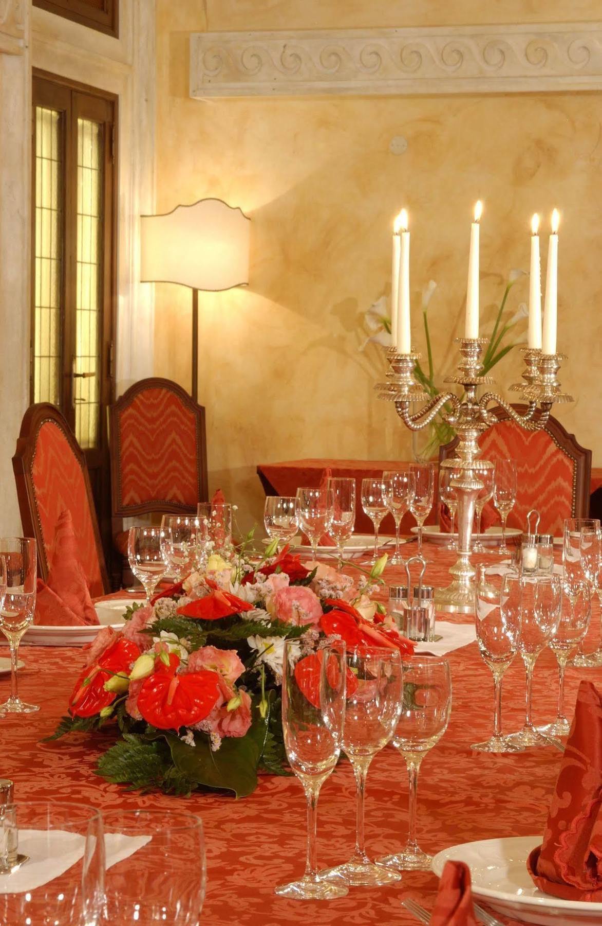 Hotell Palazzo Cardinal Cesi